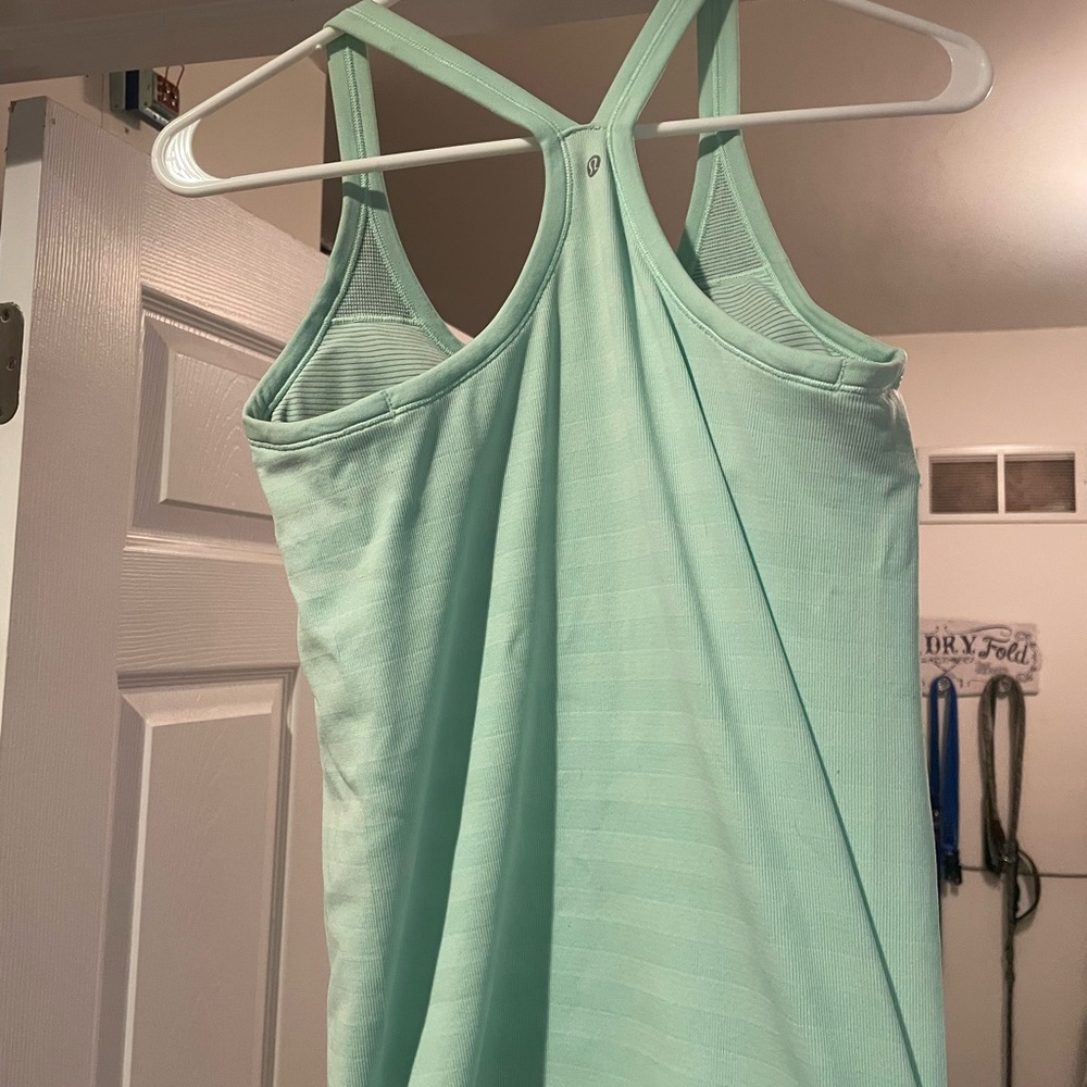 Lululemon (built in bra) Tank Top